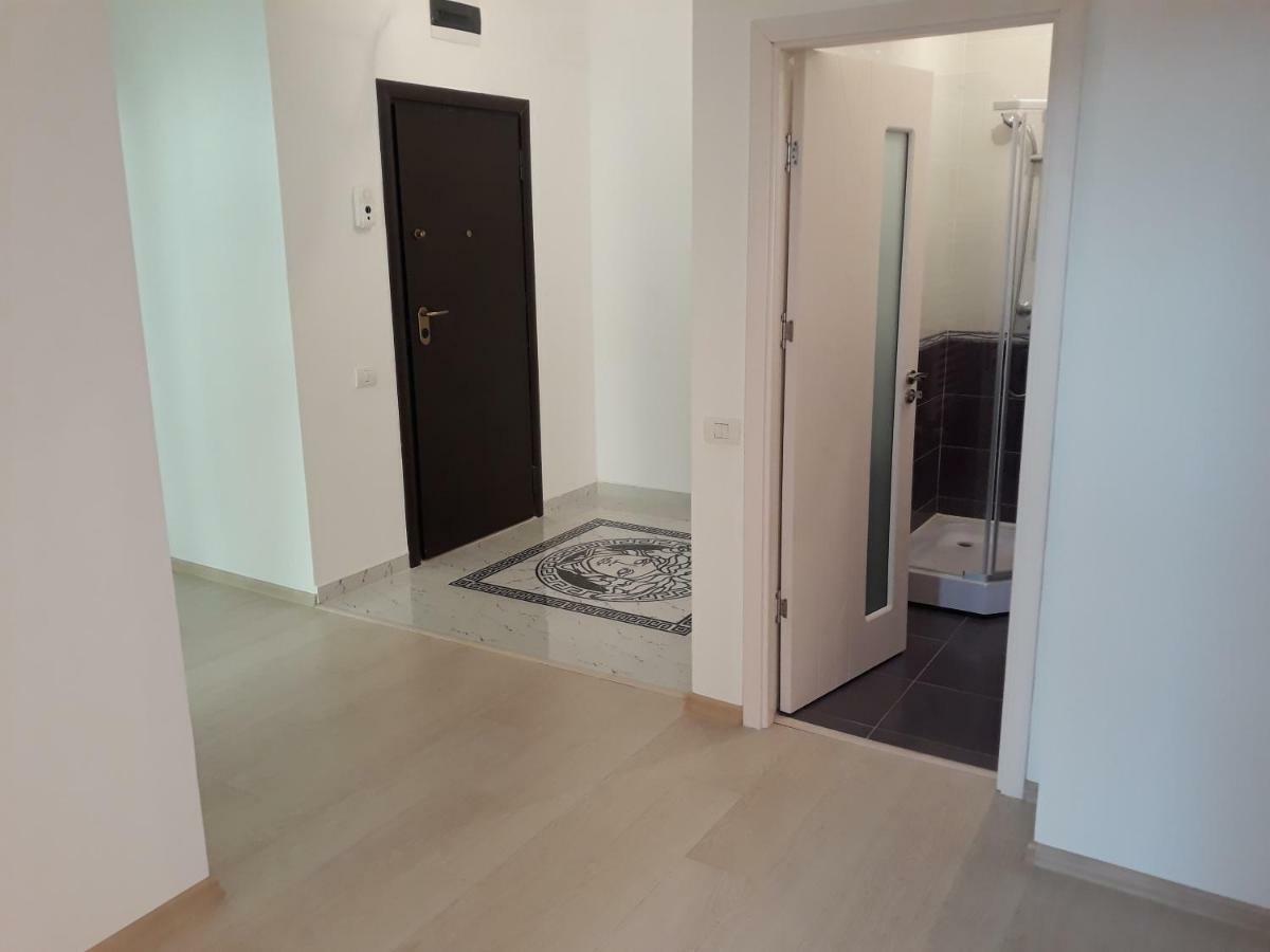 Apartament 3 Camere Constanţa Buitenkant foto